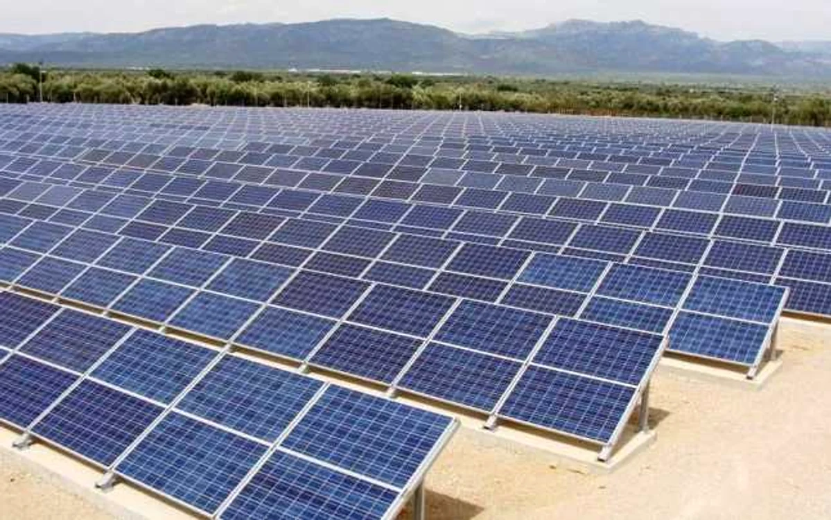 Dezvoltatorul a primit deja avize pentru o suprafaţă de 9 hectare în localitatea Tărtăşeşti şi aprobări de la autorităţi