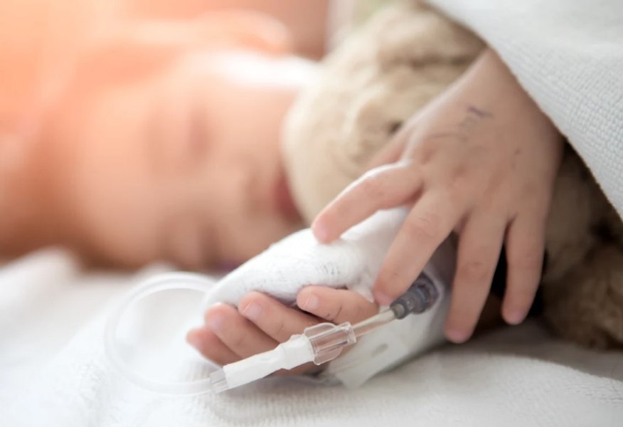 Tot mai mulți copii au probleme cardiace. Medic: ,,O vină o poartă și părinții, care le dau bani în loc de pachețel"
