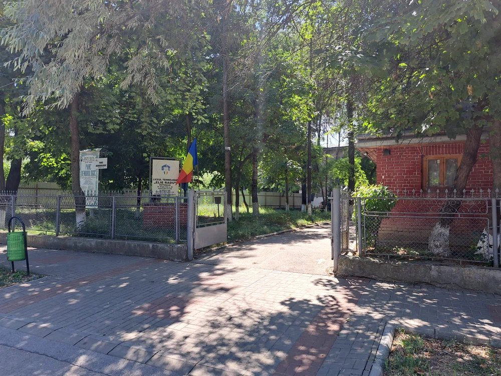 Liceul ”Elie Radu„ Botosani FOTO Cosmin Zamfirache
