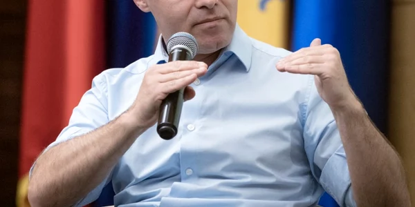 Daniel Funeriu
