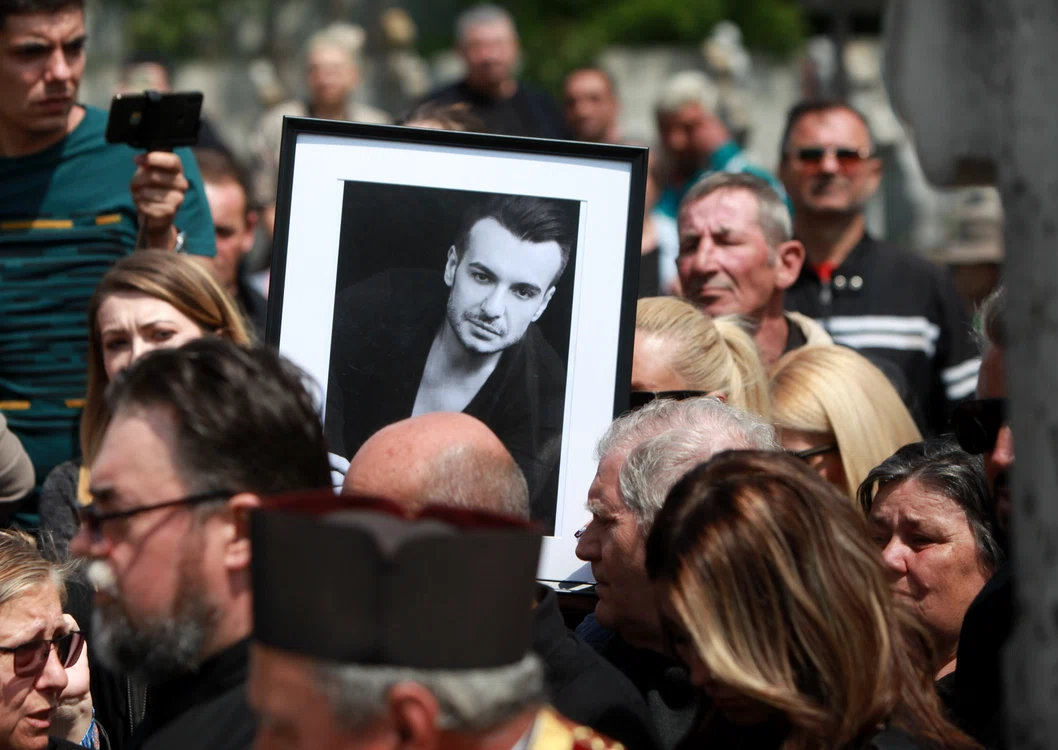 
    Răzvan Ciobanu (28 ianuarie 1976 - 28 aprilie 2019foto: Click!  