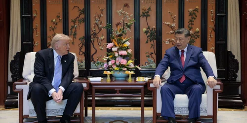 Trump, alături de Xi Jinping la complexul de protocol Zhongnanhai din Beijing FOTO AFP