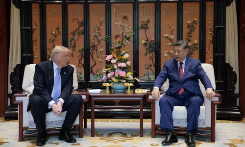 Trump, alături de Xi Jinping la complexul de protocol Zhongnanhai din Beijing FOTO AFP