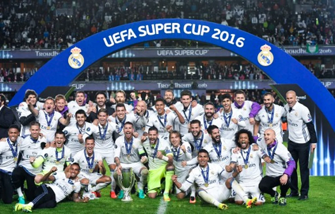 
    Ramos şi compania au fost de departe cea mai bună echipă a continentului în 2016Foto: AFP  