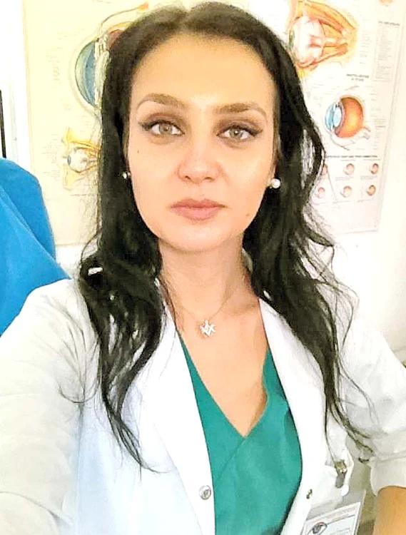 Medic oftalmolog Diana Năstase