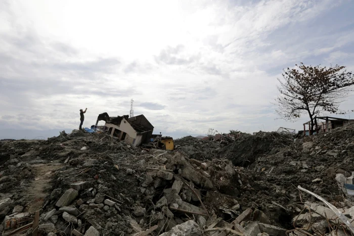 O casă din Sulawesi distrusă de un cutremur FOTO EPA-EFE