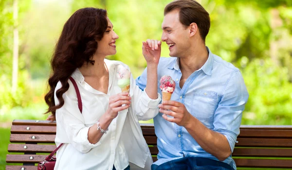 Inghetata preferata iti prezice compabilitatea in cuplu  Sursa foto shutterstock 644431765 jpg