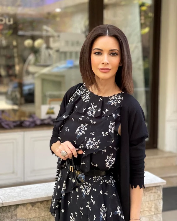 Andreea Berecleanu Yni jpg