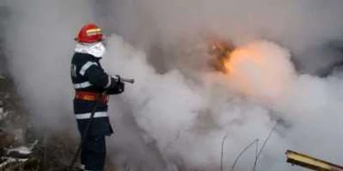 Incendiul a izbucnit azi nopate în jurul orei