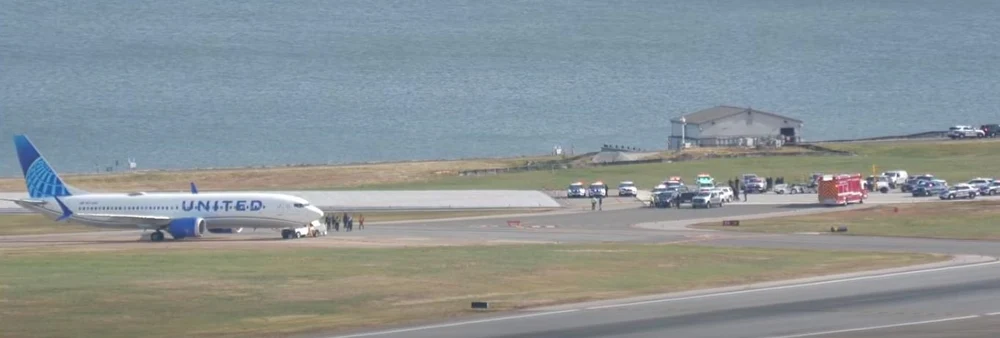 Trafic aerian întrerupt şi pasagerii evacuaţi pe Aeroportul „Ronald Reagan” din Washington, din cauza unei amenințări cu bombă