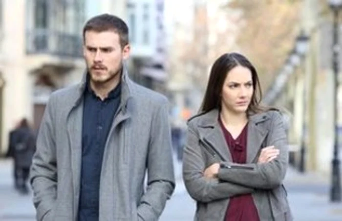 
    Ideea de a nu face nimic pentru relaţia pe care o aveţi înseamnă delăsare, iar neglijenţa pune în pericol cuplulfoto: shutterstock  