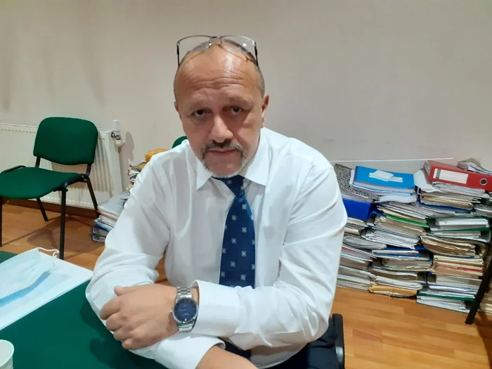 Bogdan Nica, directorul DSP Prahova, se plânge că sunt mulți români care nu mai respectă nici o măsură Foto: Andreea Dancu