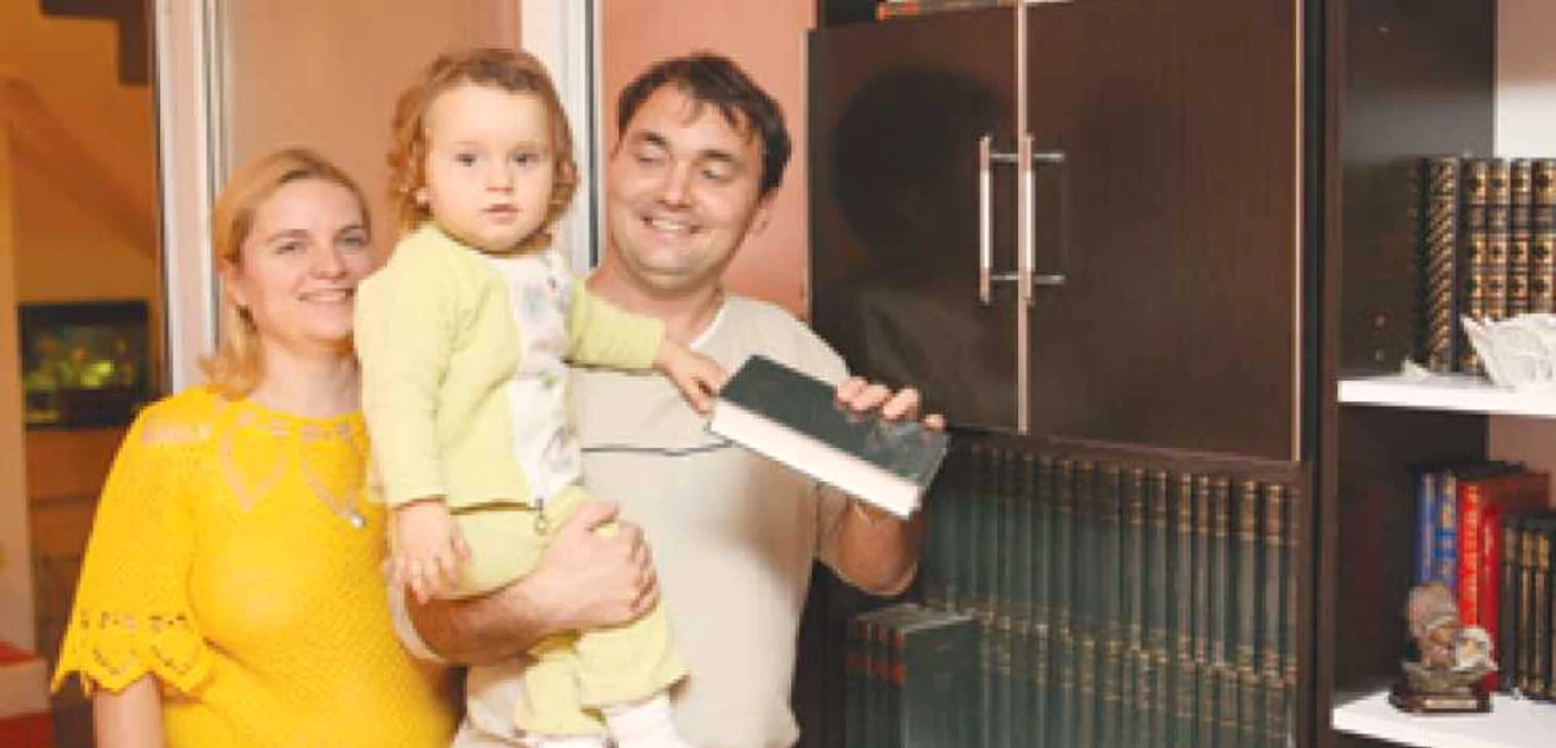 Constanţa: Biblioteca Adevărul în dublu exemplar