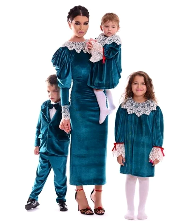 1 elena basescu si copiii sai 2019 1 jpg jpeg