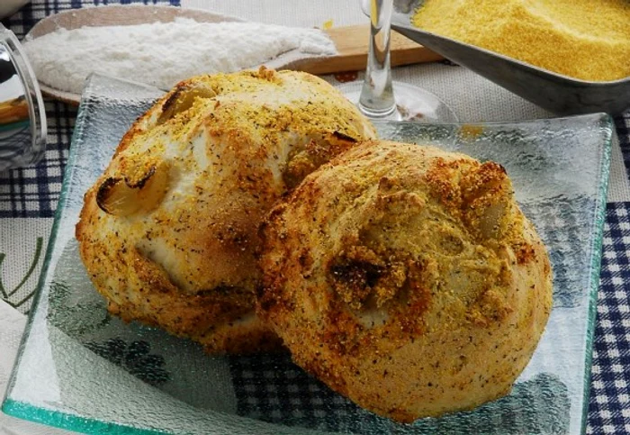 Una dintre mancarurile noastre traditionale, extrem de indragită si de turistii strainiclickpoftabuna.ro