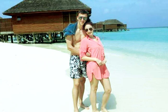 Vlad Chiricheş a devenit căpitanul naţionalei României şi câştigă la Tottenham 130.000 de euro pe lună