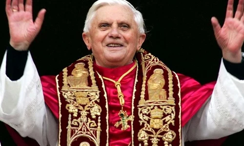 Papa Benedict al XVI lea, de la liberalism la conservatorism jpeg
