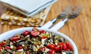 vinete pe gratar si salata de rosii jpeg