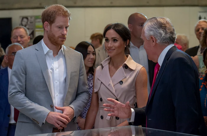 
    Meghan Markle nu ţine mereu cont de eticheta regală strictă foto: Getty  