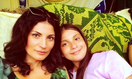 1 ioana ginghina si fetita ei ruxy jpg jpeg