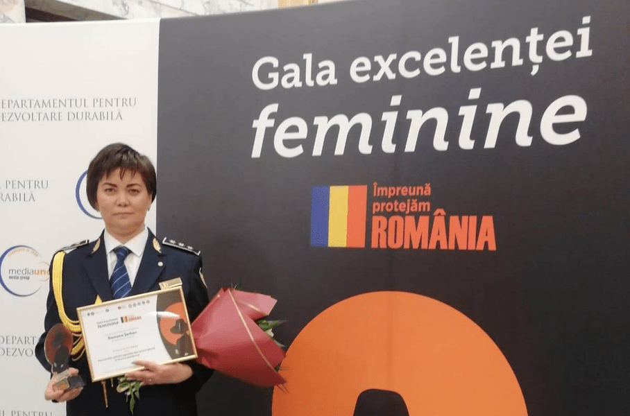 Ce înseamnă să fii femeie-comisar de poliție. Ramona Șerban lucrează de 25 de ani doar printre bărbați FOTO
