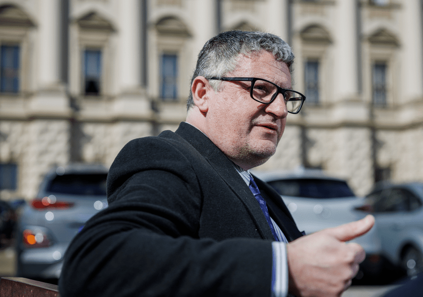 Mark Galleoti, despre cum prinde propaganda Rusiei în Ungaria: Orban este doar un „idiot util”