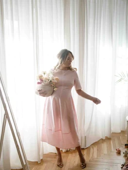 Laura Cosoi este însărcinată a cincea oară. FOTO: Facebook