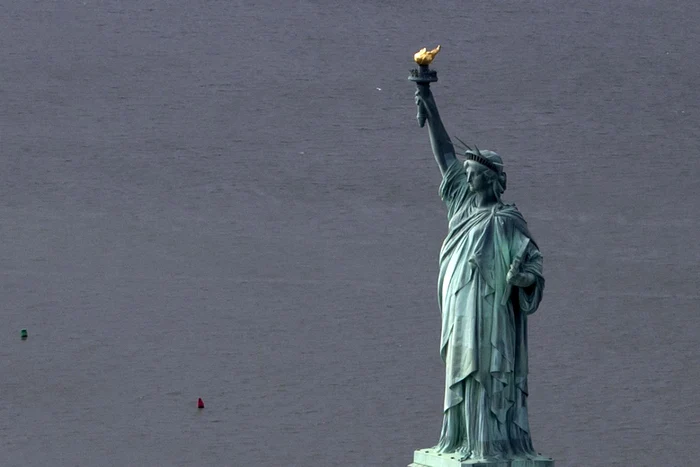 statuia libertatii reuters