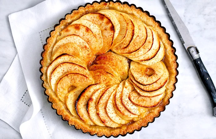 Tartă cu mere și nucă / foto: arhivă