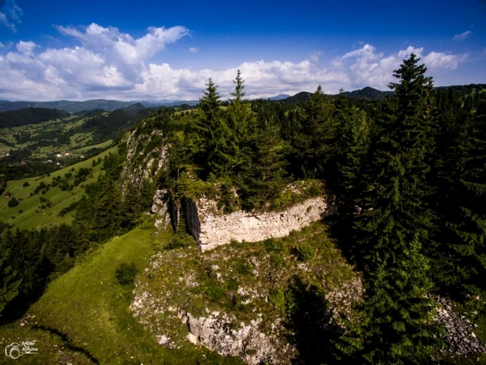 Cetatea Oratea. Foto: Turism Dâmbovicioara