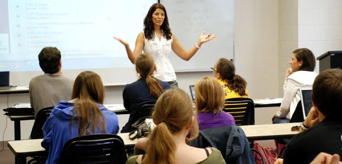 Chestionarul se adresează elevilor, profesorilor şi părinţilor. FOTO: news.usm.edu