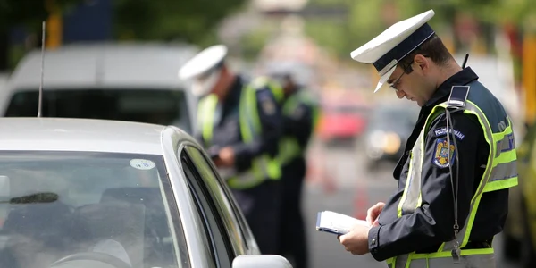 Femeia a surprins polițiștii cu gradul de alcoolemie. Foto Adevărul