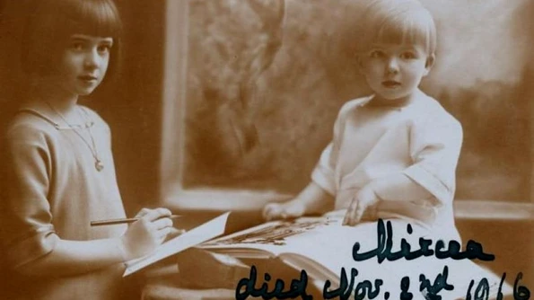 2 Noiembrie: A murit, de febră tifoidă, principele Mircea, ultimul copil al Regelui Ferdinand și al Reginei Maria (n 1912) jpeg