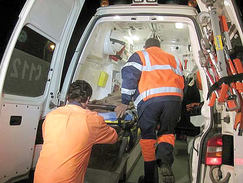 
    60 de turiști au fost duși la spital cu toxiinfecţie alimentară  