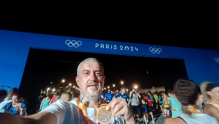 Adrian Țone, la finalul maratonului olimpic, la Paris. FOTO: Facebook