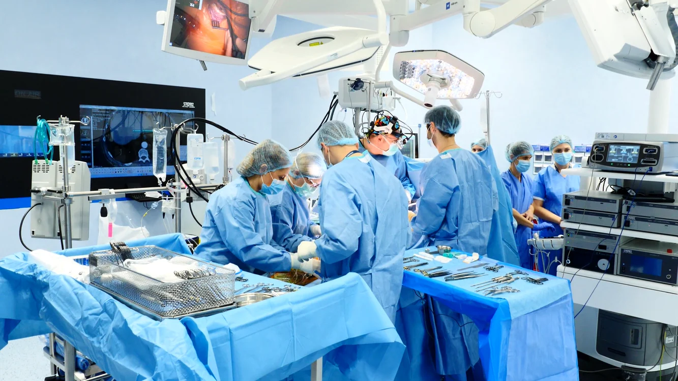 Chirurgie Cardiovasculara SANADOR png