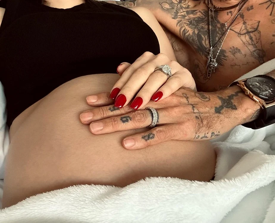 Marc Anthony și Nadia așteaptă primul lor copil jpg