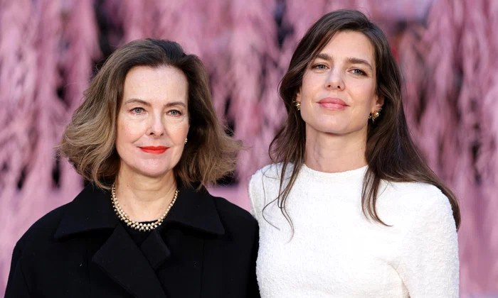 Carole Bouquet și Charlotte Casiraghi la Chanel Haute Couture Week SpringSummer 2026   GettyImages 2258457539 jpg