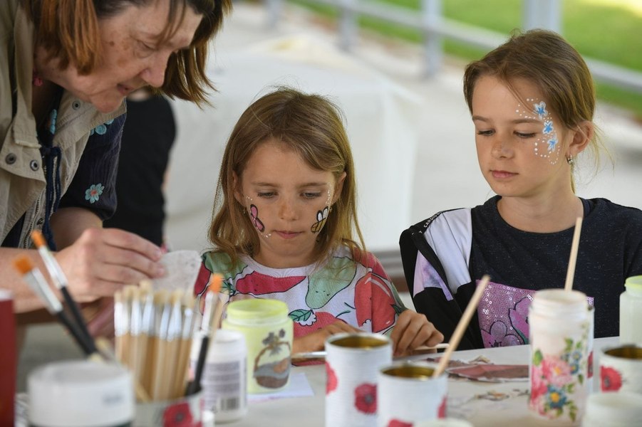 Cel mai mare festival al florilor își deschide porțile la București. Programul complet al evenimentului