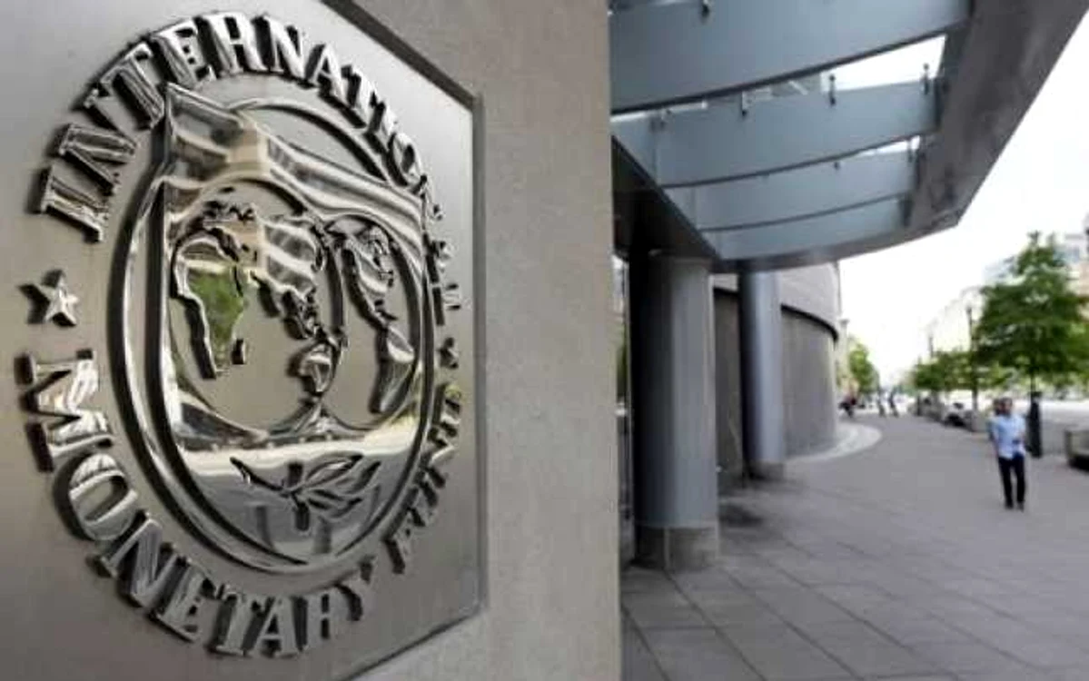 FMI continuă să-i îndemne pe oficialii europeni să se implice mai mult în soluționarea crizei