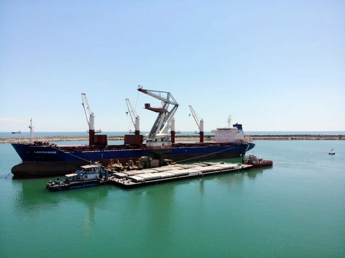 nave port constanta foto CN APM SA