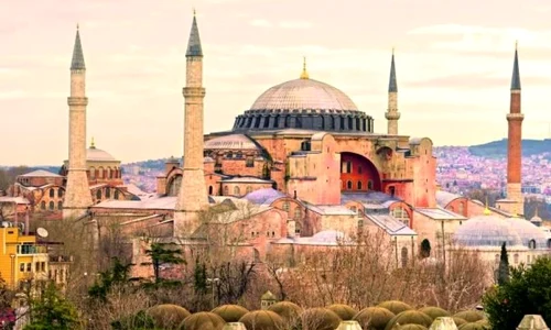 Ar putea să redevină moschee catedrala Sfânta Sofia din Istanbul? jpeg