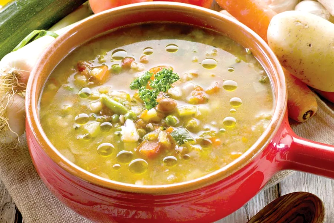 
    Supă deasă de legume  