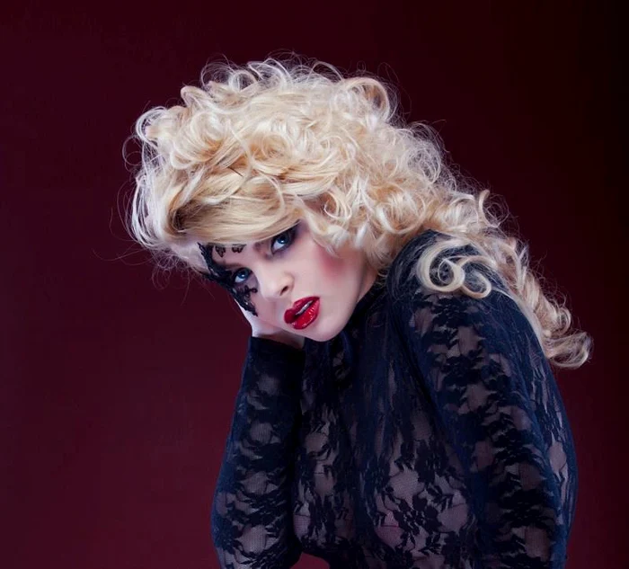 
    Alina Clapa a reprezentat România în numeroase concursuri de Miss InternaţionaleFoto: Arhiva personala  