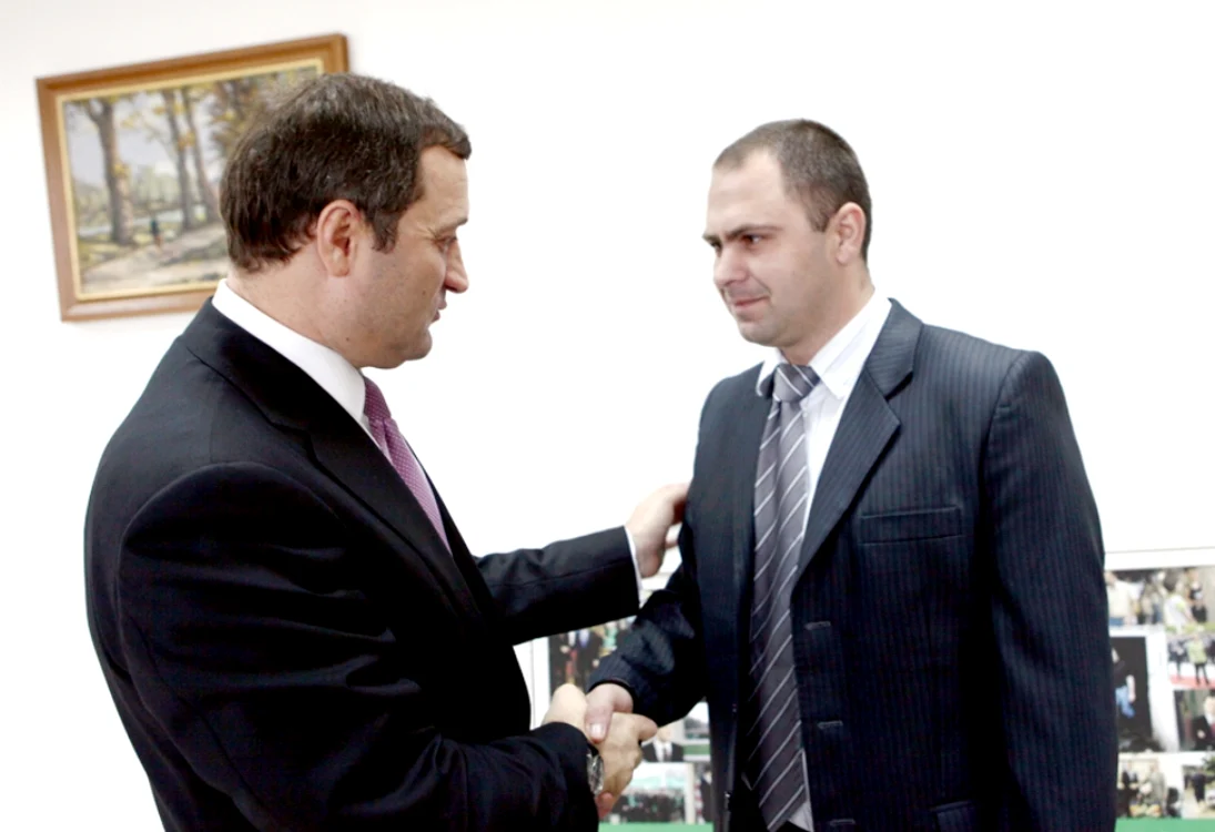 Premierul Filat a promis că il va ajuta pe Ilie Cazac 