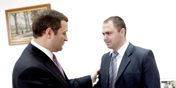 Premierul Filat a promis că il va ajuta pe Ilie Cazac 