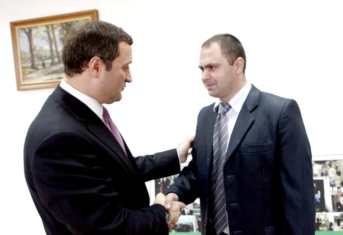 Premierul Filat a promis că il va ajuta pe Ilie Cazac 