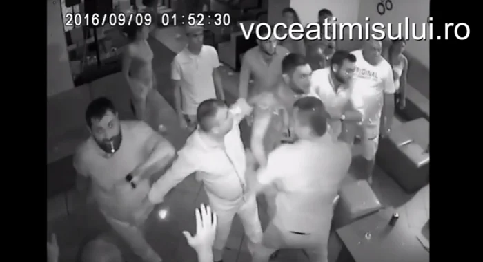 Bătaia din clubul timişorean a izbucnit joi noaptea în jurul orei 2.00 FOTO captură youtube