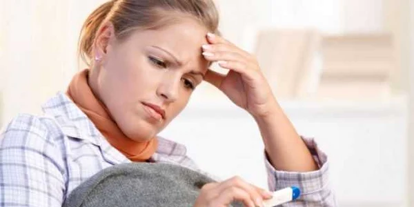 Dacă aveţi febră mare şi stare proastă este bine să mergeţi la medic