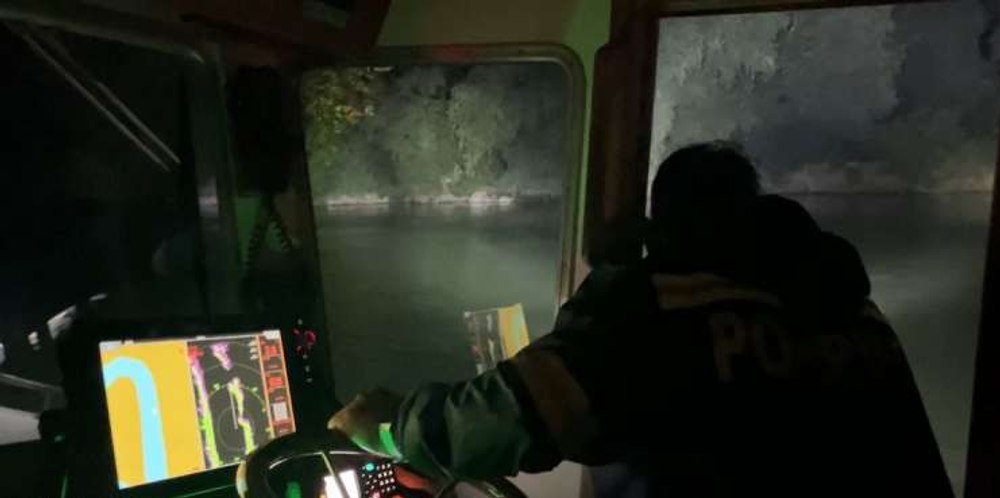Accident între două ambarcaţiuni pe Braţul Sfântu Gheorghe. O persoană este dată dispărută și alte două sunt rănite